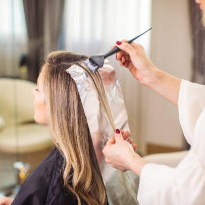Ali, master stylist and colorist